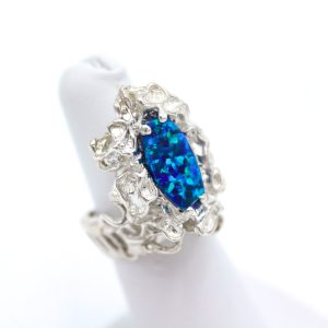 Sterling Silver Ring - "Foldover" Ladder Band Design - Blue Oval MM Opal (25010RS)
